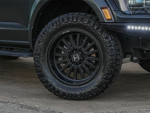 Used 2023 Ford F150 Raptor image 2