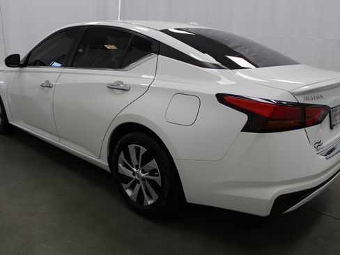 Used 2020 Nissan Altima 2.5 S image 8