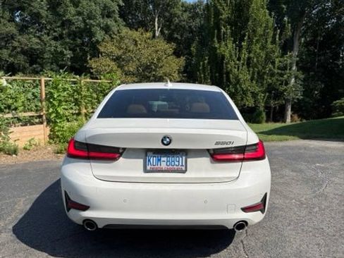 Used 2020 BMW 330i Sedan w/ Premium Package RWD image 3