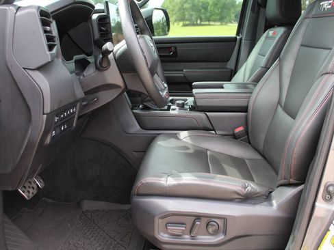 Used 2025 Toyota Tundra TRD Pro AWD/4WD image 10