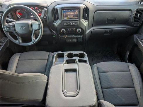 Used 2025 Chevrolet Silverado 1500 Custom Trail Boss w/ Turbomax Blackout Package AWD/4WD image 15