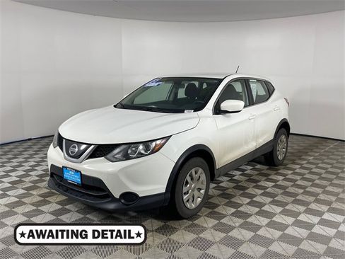 Used 2018 Nissan Rogue Sport S image 1
