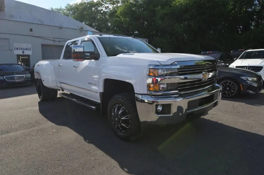 Used 2016 Chevrolet Silverado 3500 LTZ w/ Duramax Plus Package AWD/4WD image 8