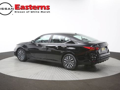 Used 2023 Nissan Altima 2.5 SV FWD image 62