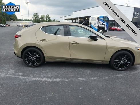 Used 2024 MAZDA MAZDA3 s image 18