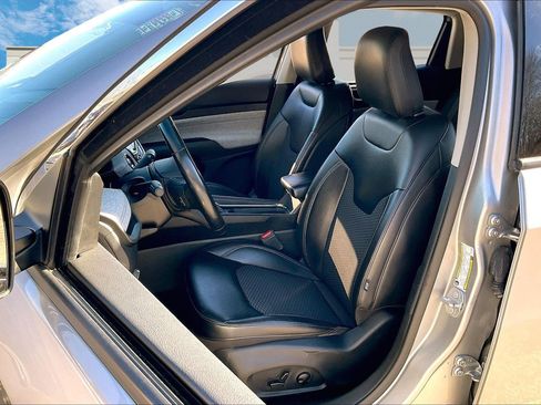 Certified 2022 Jeep Compass Latitude w/ Sun and Sound Group image 22