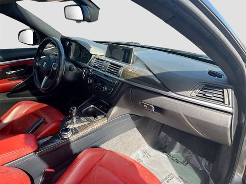 Used 2015 BMW M4 Coupe image 29