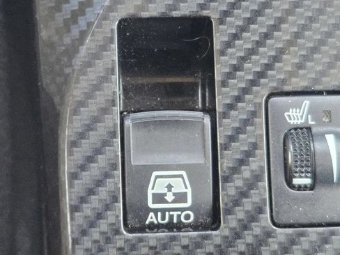 Used 2024 Toyota 4Runner TRD Off-Road Premium AWD/4WD image 27