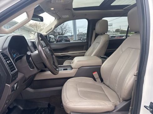 Used 2020 Ford Expedition Limited w/ Equipment Group 302A image 27