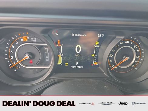 New 2026 Jeep Wrangler Unlimited Sahara AWD/4WD image 16