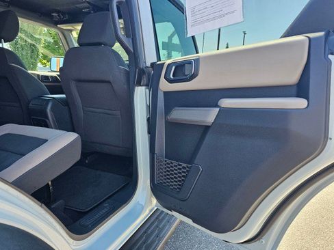 Used 2022 Ford Bronco Wildtrak AWD/4WD image 15