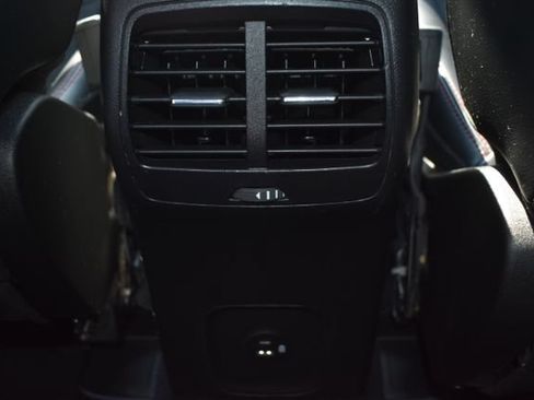 Used 2022 Ford Escape SEL w/ Technology Package AWD/4WD image 39