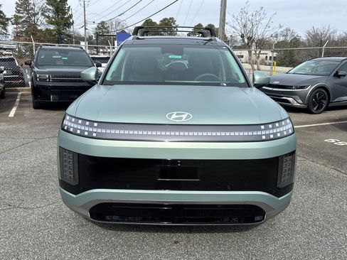 New 2026 Hyundai Ioniq 9 Calligraphy image 2