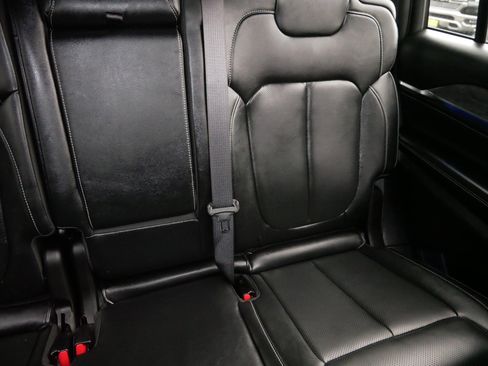 Used 2022 Jeep Grand Cherokee L Overland image 14