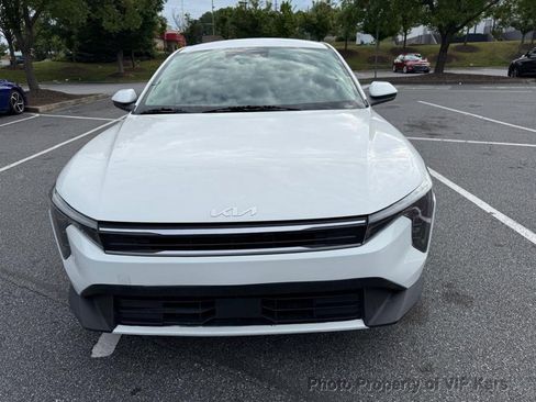 Used 2025 Kia K4 FWD image 2