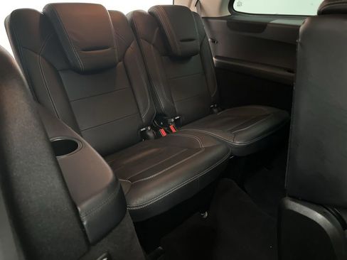 Certified 2016 Mercedes-Benz GL 550 4MATIC image 26
