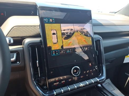 New 2026 GMC Yukon AT4 w/ AT4 Premium Plus Package AWD/4WD image 21
