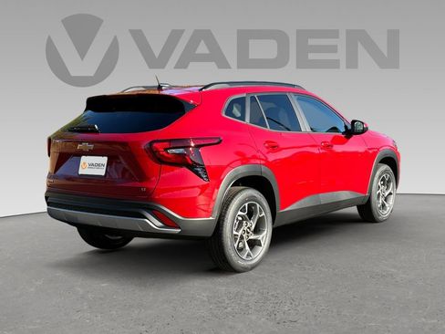 New 2026 Chevrolet Trax LT w/ Driver Confidence Package image 19