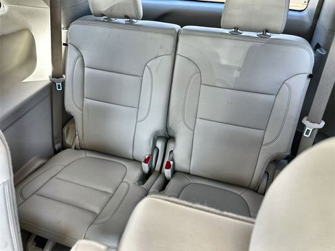 Used 2023 GMC Acadia Denali w/ Denali Ultimate Package image 18