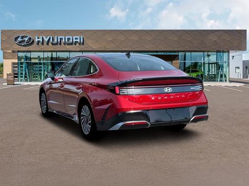 New 2026 Hyundai Sonata Limited FWD image 5