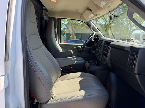 Used 2025 Chevrolet Express 2500 w/ Driver Convenience Package image 11