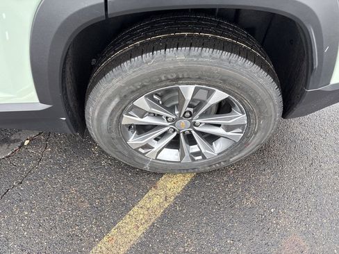 New 2026 Chevrolet Equinox LT w/ Convenience Package II image 6