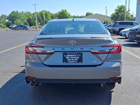 Used 2026 Toyota Camry SE w/ Convenience Package FWD image 5