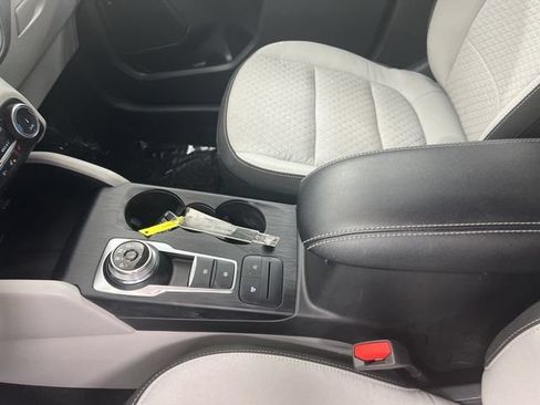 Used 2023 Ford Escape Active AWD/4WD image 20
