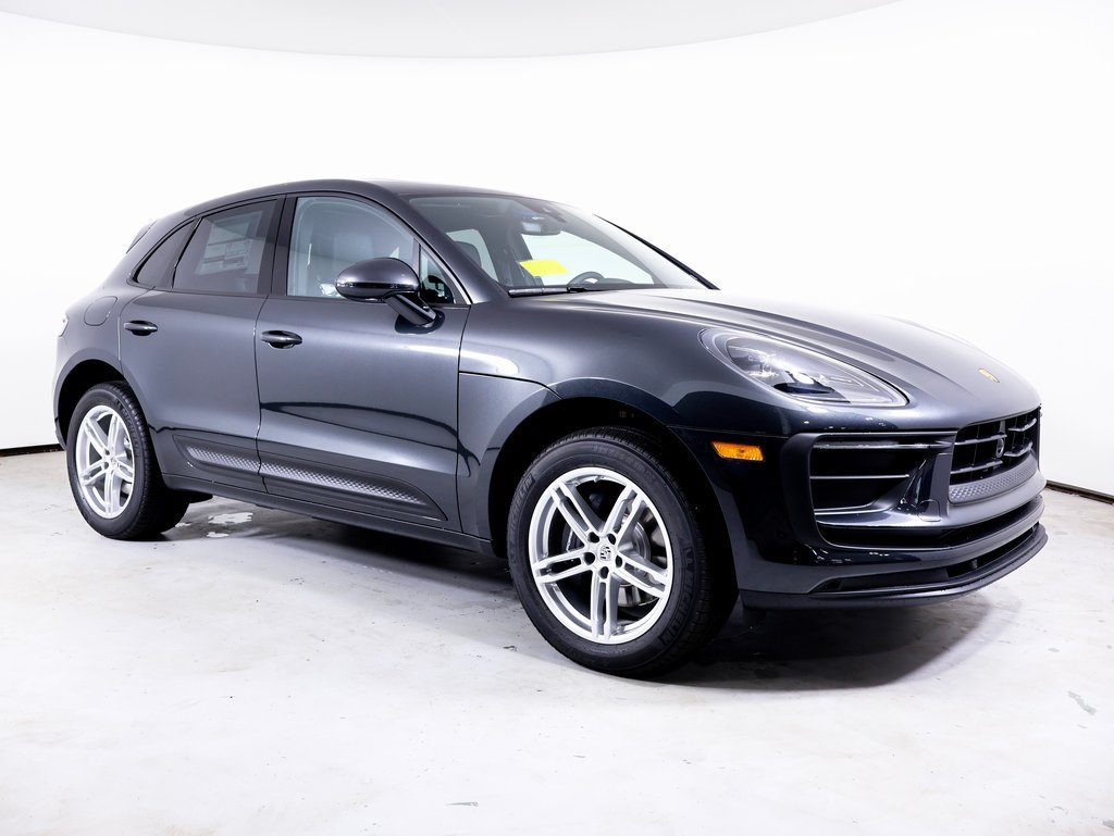 Certified 2026 Porsche Macan AWD/4WD image 25