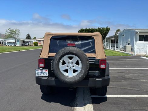 Used 2008 Jeep Wrangler X AWD/4WD image 6