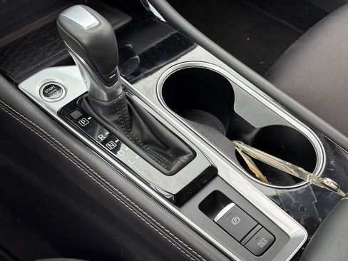 Certified 2023 Nissan Altima 2.5 SV w/ SV Premium Package image 19