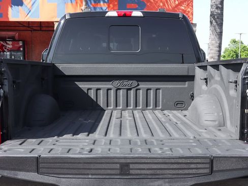 Used 2021 Ford F350 Lariat image 7