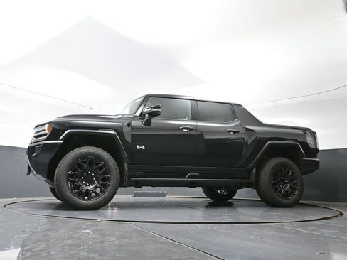 New 2025 GMC Hummer EV 2X image 48
