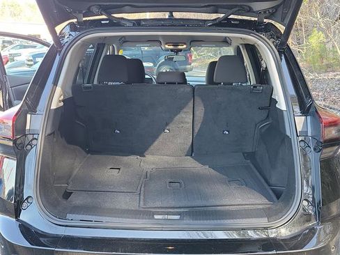 Used 2024 Nissan Rogue SV image 24