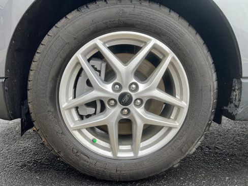 Certified 2024 Ford Edge SEL w/ Convenience Package image 29