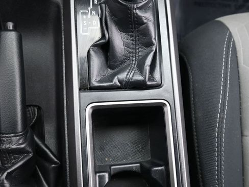 Used 2020 Toyota Tacoma TRD Off-Road image 21