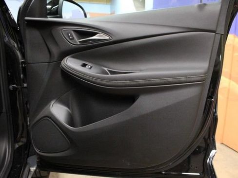 Certified 2024 Buick Encore GX Preferred w/ Comfort Package AWD/4WD image 9