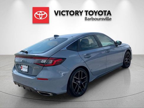 Used 2023 Honda Civic Sport Touring image 7