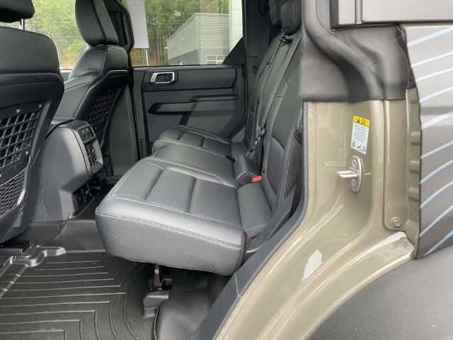 Used 2025 Ford Bronco Big Bend w/ Black Diamond Package AWD/4WD image 14
