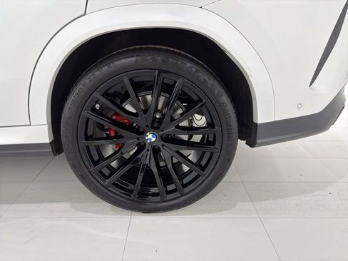 Certified 2024 BMW X6 xDrive40i w/ Executive Package image 47