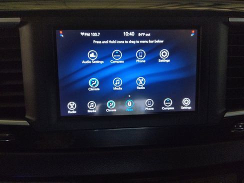 Used 2021 Chrysler Voyager Lxi FWD image 25