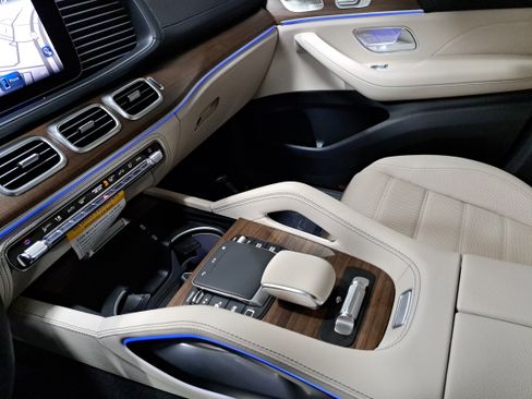 New 2026 Mercedes-Benz GLE 580 4MATIC image 26