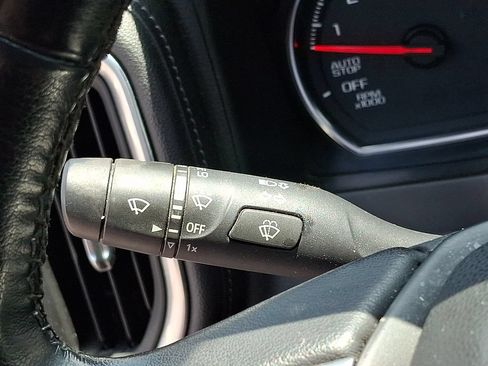 Used 2020 Chevrolet Silverado 1500 RST AWD/4WD image 25