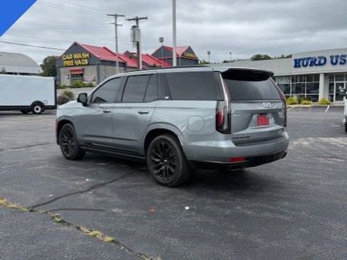 Used 2023 Cadillac Escalade Sport Platinum w/ LPO, ONYX Package image 5