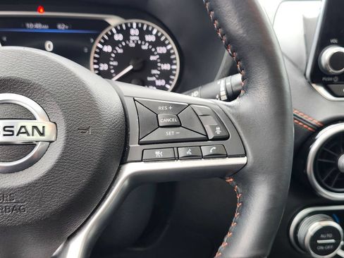 Used 2022 Nissan Sentra SR w/ SR Premium Package FWD image 29