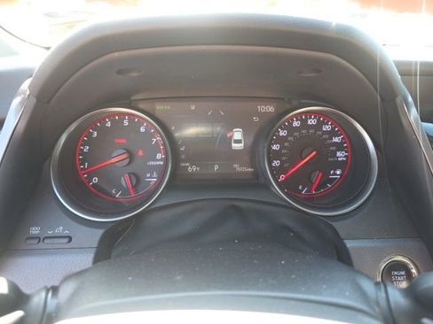 Used 2021 Toyota Camry XSE FWD image 19