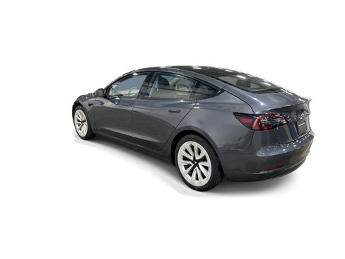 Certified 2023 Tesla Model 3 Standard Range RWD image 4