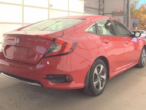 Used 2019 Honda Civic LX image 3