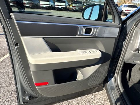 New 2026 Hyundai Santa Fe SE image 10