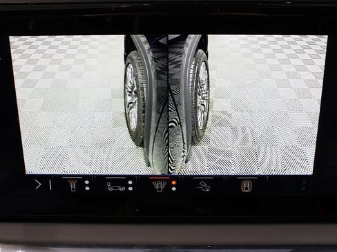 Used 2025 GMC Sierra 1500 Denali Ultimate image 19